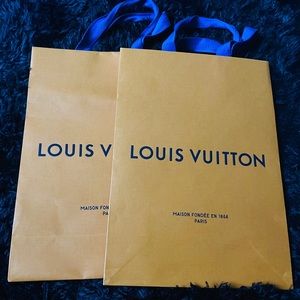 ❌SOLD❌Louis Vuitton Shopping Bags (2)
